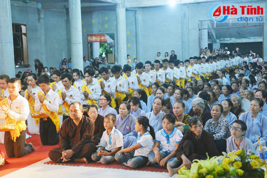 xuc dong mua vu lan bao hieu