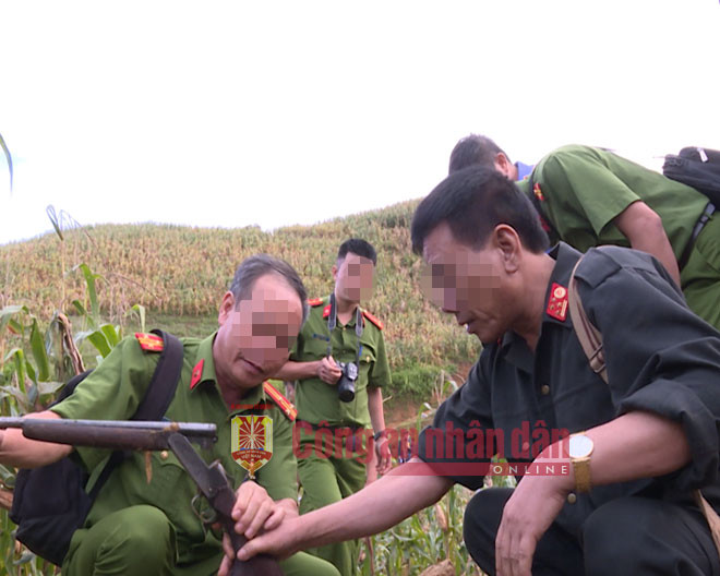 cuoc dau sung nghet tho voi nhom van chuyen 20 banh heroin