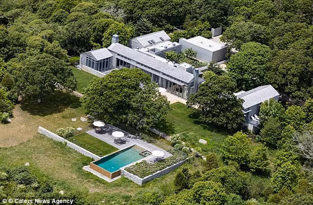 nghi he cac nguyen thu quoc gia di dau