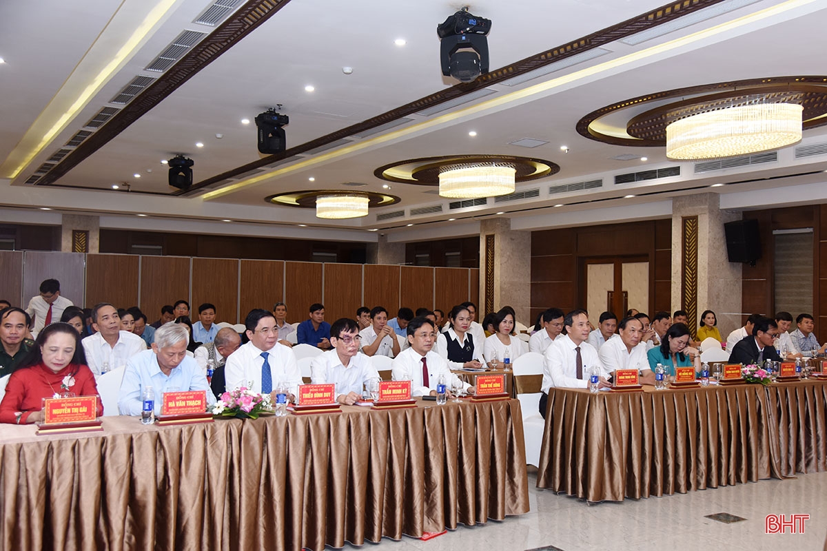Ủy ban Kiểm tra Tỉnh ủy Hà Tĩnh gặp mặt kỷ niệm 75 năm ngày truyền thống