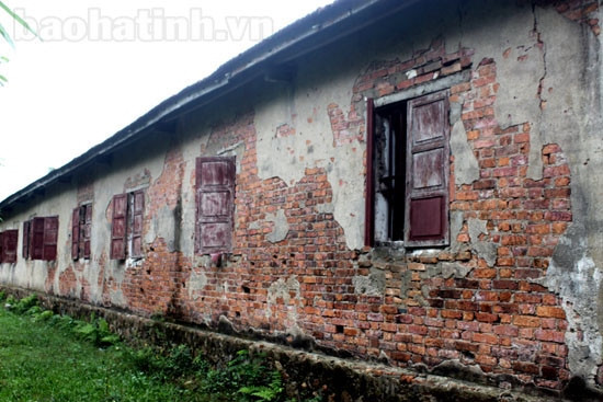 Trường Tiểu học Thuần Thiện xuống cấp nghiêm trọng ảnh 1