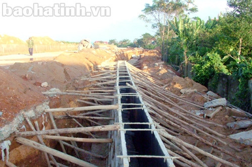 "Bầu'' Thụy ì ạch với dự án đê La Giang ảnh 4 "Bầu'' Thụy ì ạch với dự án đê La Giang ảnh 4