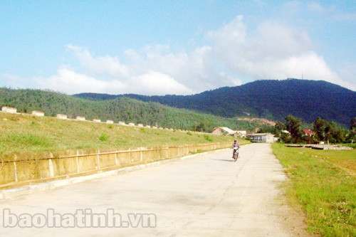 "Bầu'' Thụy ì ạch với dự án đê La Giang ảnh 2 "Bầu'' Thụy ì ạch với dự án đê La Giang ảnh 2