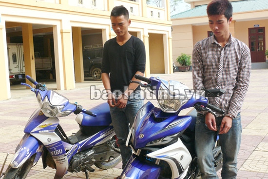 Cướp túi xách khiến trẻ sơ sinh rơi xuống đường phải nhập viện ảnh 2