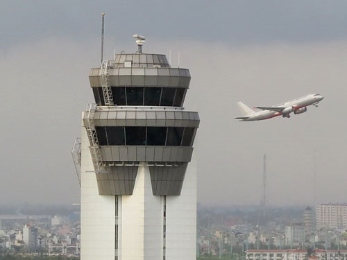 Sự cố mất điện dẫn đến mất điều hành bay nghiêm trọng ngày 20.11 được xác định ban đầu do lỗi con người - Ảnh: Bạch Dương/Thanh niên