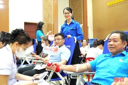 Hương Khê thu về 145 đơn vị máu tại ngày hội hiến máu tình nguyện