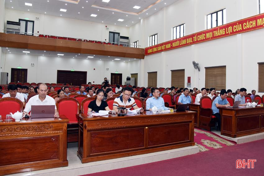 Các đại biểu tham dự hội thảo. 11.jpg