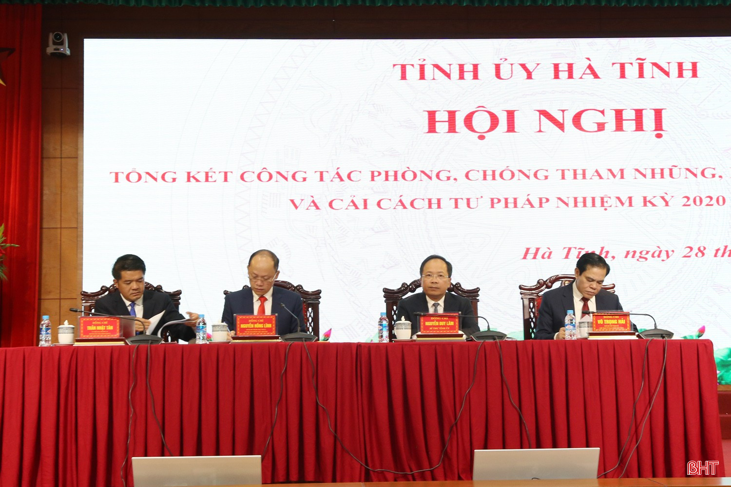 Chủ trì hội nghị. bqbht_br_3a.jpg