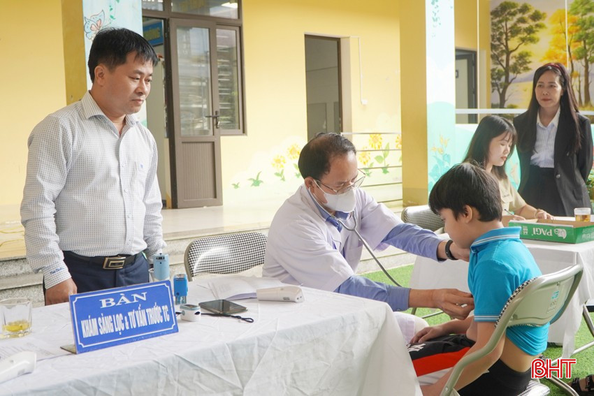 Hà Tĩnh đang đẩy mạnh các chiến dịch tiêm chủng vắc-xin phòng sởi cho trẻ em trong độ tuổi. bqbht_br_truyen-nhiem-2a.jpg