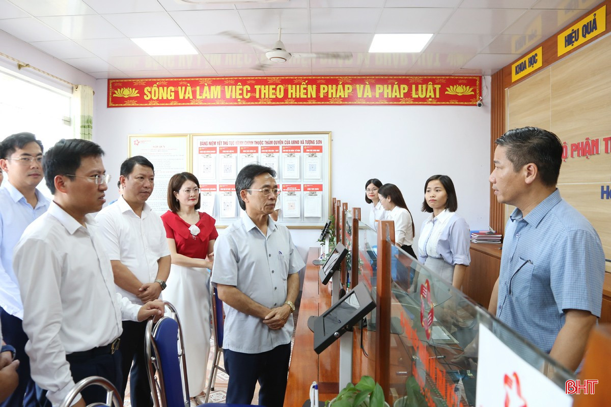 Phó Bí thư Thường trực Tỉnh ủy kiểm tra tại xã Thạch Lạc... bqbht_br_9a.jpg