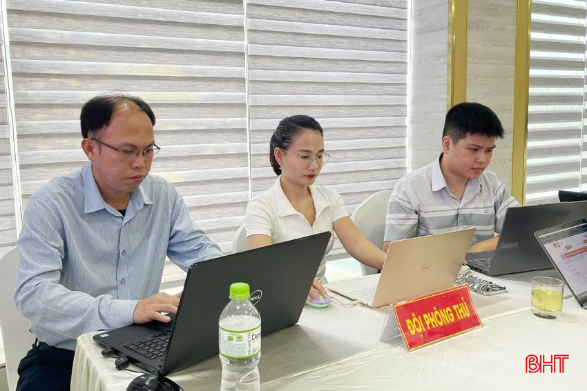 Đội phòng thủ triển khai phương án ứng phó. bqbht_br_z6034230796606-807b1946da07c745b466a4a6e1aa19b5a.jpg