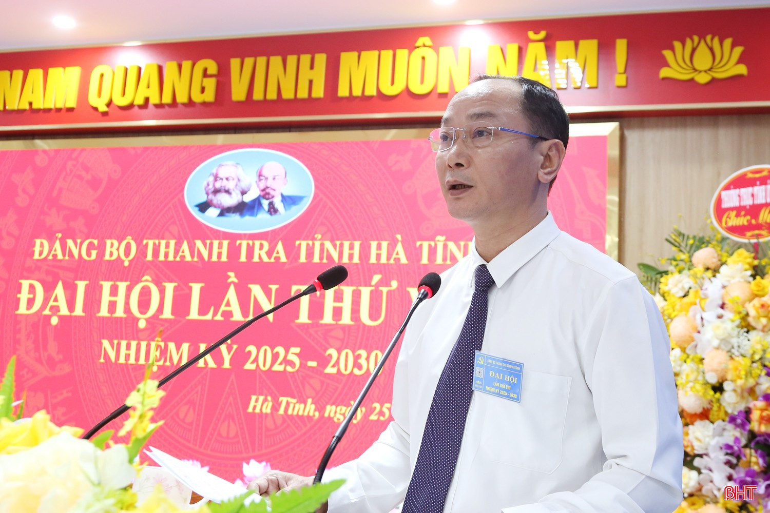 Phó Bí thư chuyên trách Đảng ủy UBND tỉnh Nguyễn Thiều Quang công bố quyết định của Ban Thường vụ Đảng ủy UBND tỉnh chỉ định BCH Đảng bộ Thanh tra tỉnh nhiệm kỳ 2025 - 2030. bqbht_br_8a.jpg