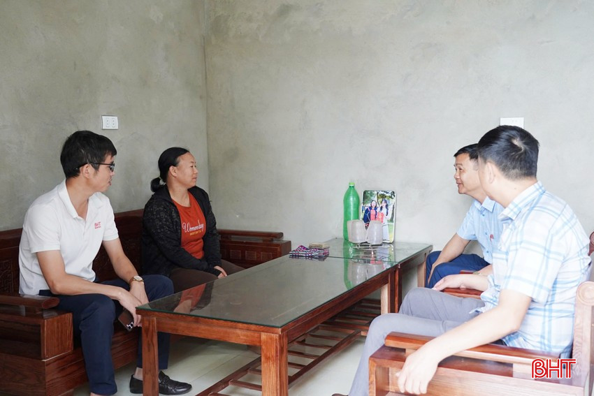 Với sự hỗ trợ của các cấp, gia đình chị Chuyên được ở trong ngôi nhà mới khang trang, kiên cố. bqbht_br_nha-tam-1a.jpg