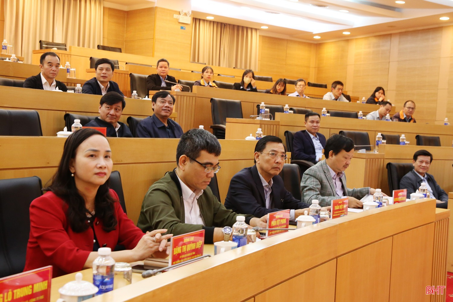 Delegația de lucru a ascultat raportul companiei Formosa Ha Tinh despre activitățile de protecție a mediului. bqbht_br_tham-quan-1a.jpg