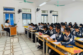 Bỏ khối thi truyền thống: Áp lực có dồn lên thí sinh?