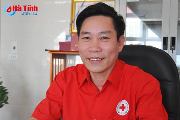 “Hiến máu cứu người, xin đừng thờ ơ!” ảnh 1 hien mau cuu nguoi xin dung tho o