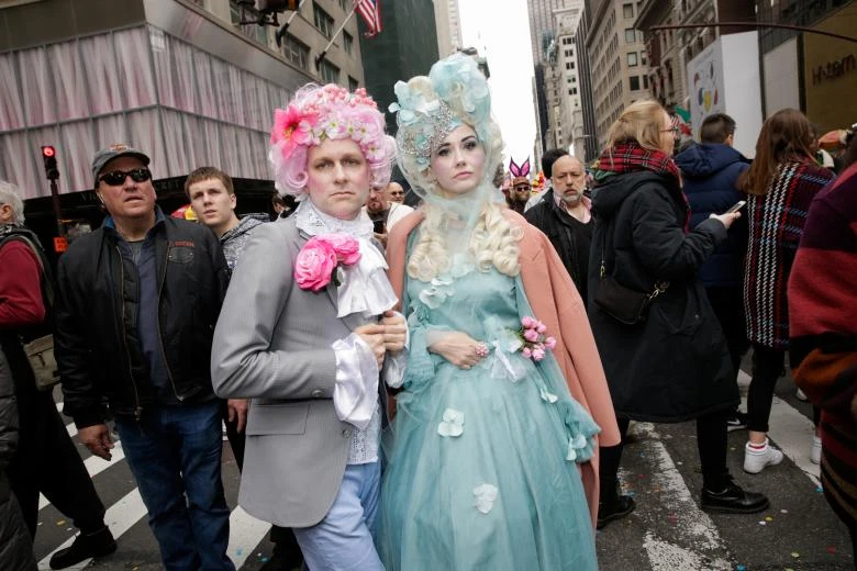 dieu hanh mung le phuc sinh day mau sac o new york