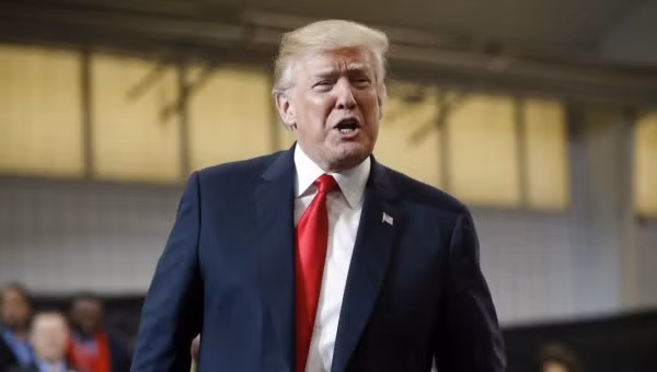 the gioi ngay qua ong trump dinh chi 200 trieu do vien tro tai thiet syria