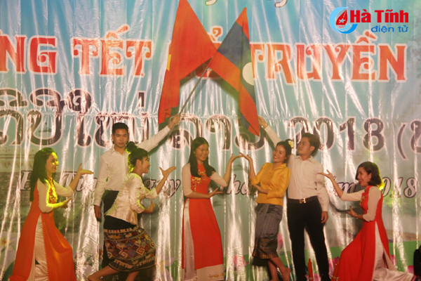 vui don tet co truyen lao tai ha tinh