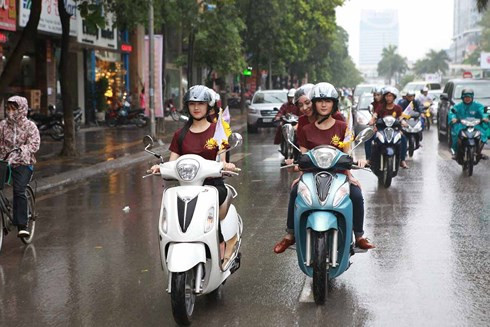 xe may se phai dan tem cong bo muc tieu thu nang luong nhu o to