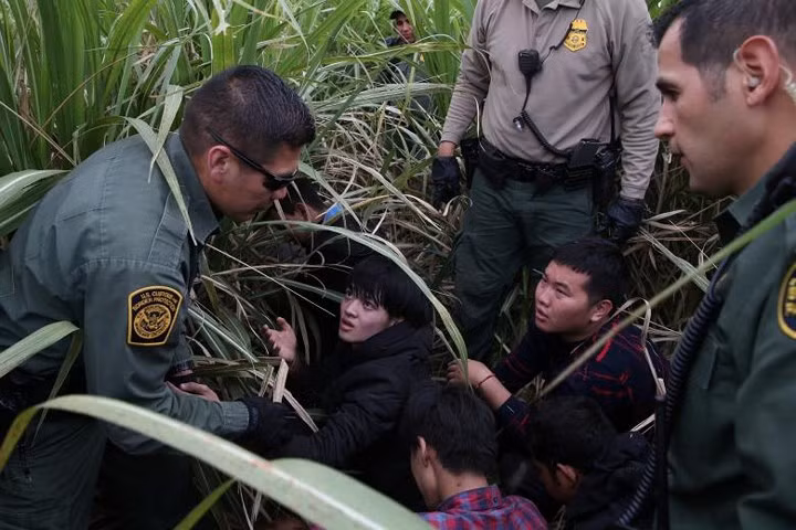 chet truoc cong thien duong o bien gioi my mexico