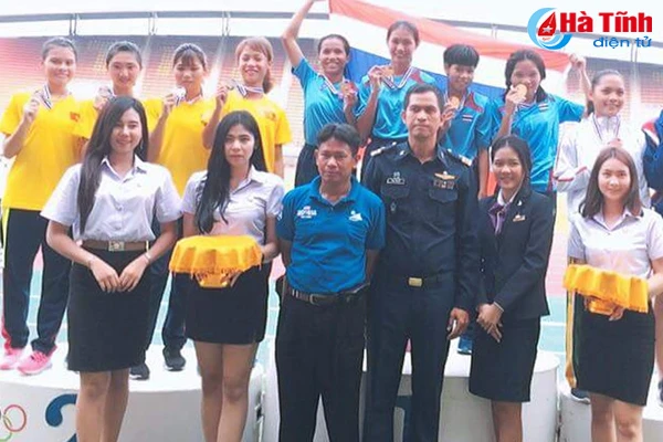 ha tinh gianh 5 huy chuong tai giai vo dich dien kinh tre dong nam a