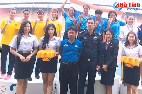 ha tinh gianh 5 huy chuong tai giai vo dich dien kinh tre dong nam a