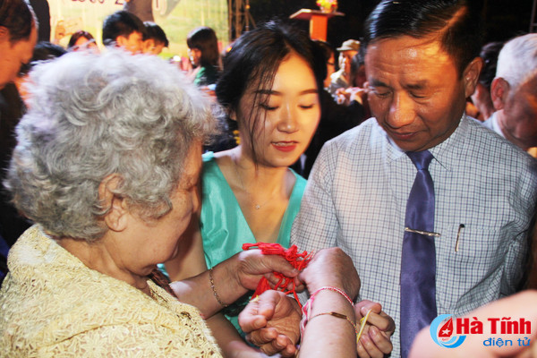 vui don tet co truyen lao tai ha tinh