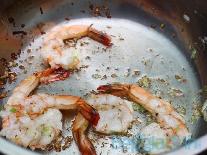 canh tom rau cu danh bay noi com