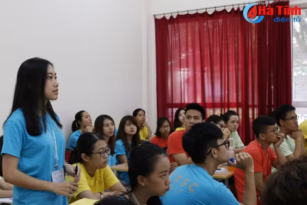 nu sinh ha tinh gianh hoc bong dai hoc o my tri gia 5 5 ty dong