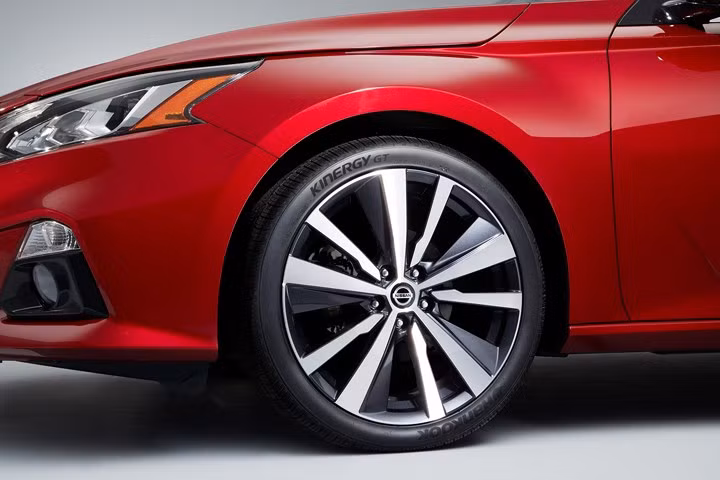 nissan altima 2019 lot xac manh me canh tranh voi doi thu