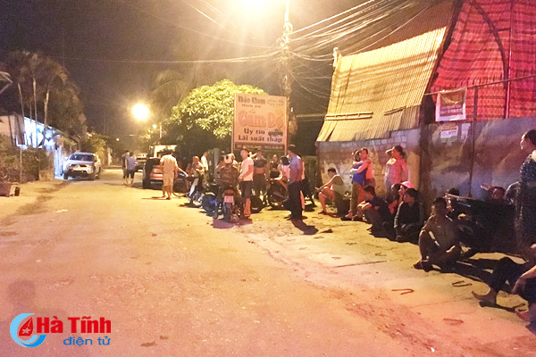 hon 100 cbcs cong an dot kich hang chuc tu diem co bac o tp ha tinh