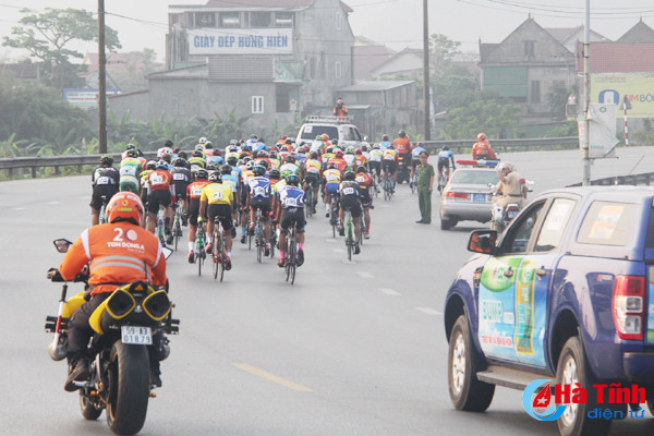 doan dua xe dap cup truyen hinh tp ho chi minh qua ha tinh