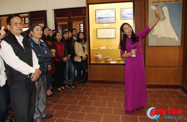 doan famtrip cac tinh thanh tham quan khao sat cac diem du lich tai nghi xuan