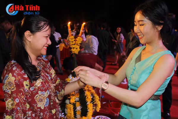 vui don tet co truyen lao tai ha tinh