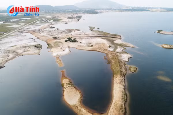 flycam canh hoang tan vung mo sat thach khe ha tinh