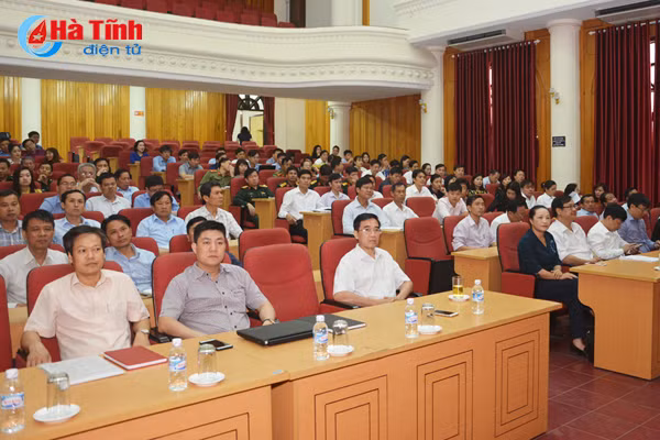 truyen dat 5 chuyen de kiem tra giam sat ky luat dang cho can bo ha tinh