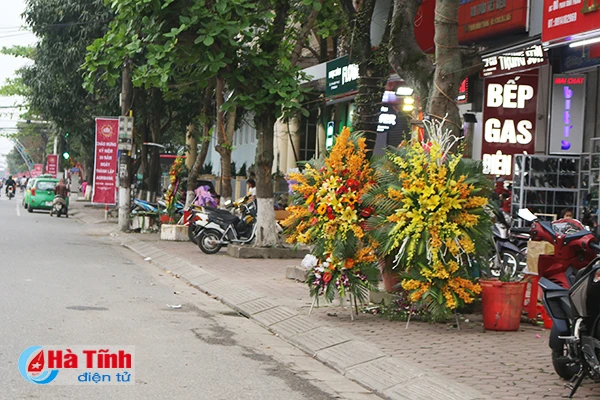 pho khong via he o ha tinh nhu chua bao gio co ngay ra quan