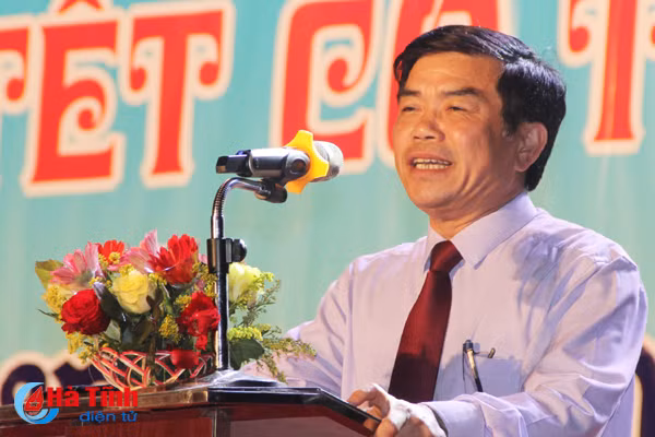 vui don tet co truyen lao tai ha tinh