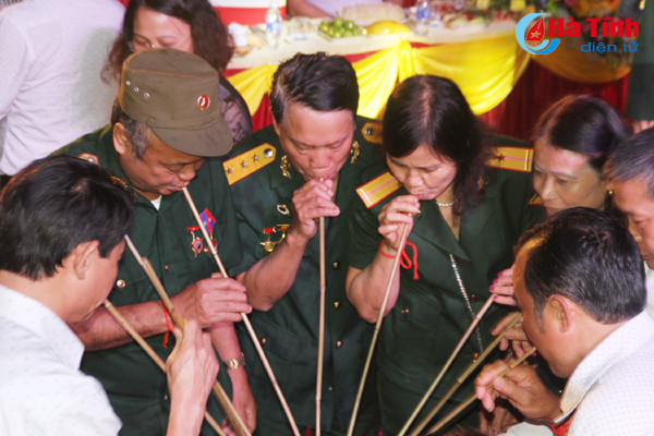 vui don tet co truyen lao tai ha tinh