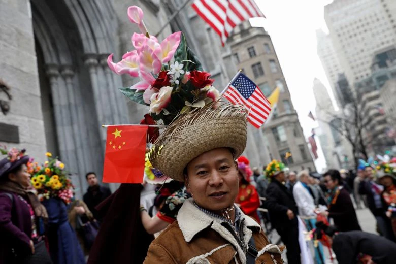 dieu hanh mung le phuc sinh day mau sac o new york