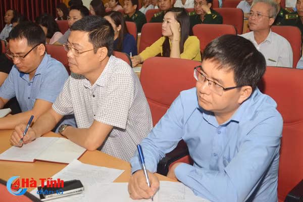 truyen dat 5 chuyen de kiem tra giam sat ky luat dang cho can bo ha tinh