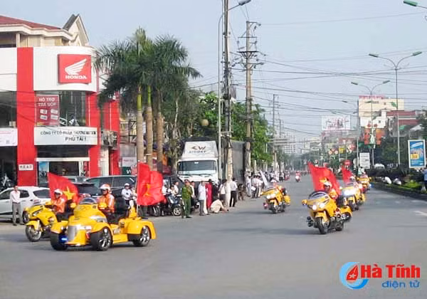 doan dua xe dap cup truyen hinh tp ho chi minh qua ha tinh