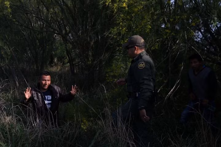 chet truoc cong thien duong o bien gioi my mexico