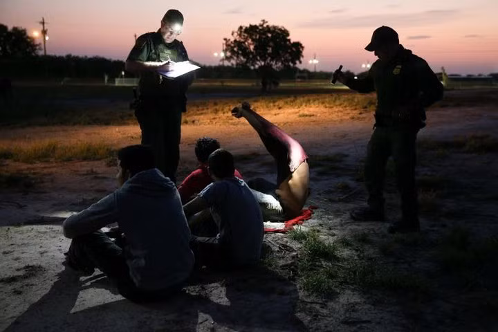 chet truoc cong thien duong o bien gioi my mexico