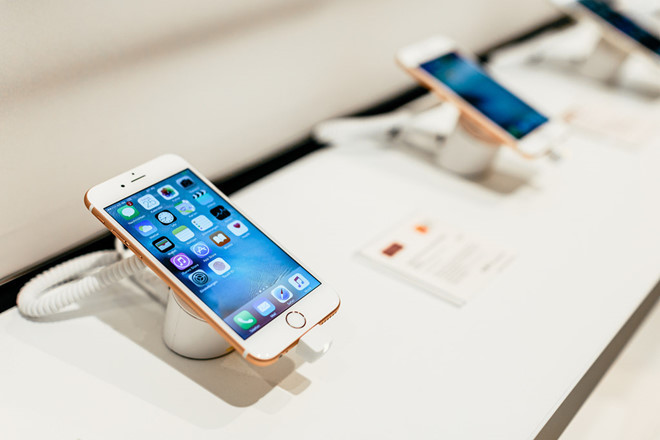 iPhone 6, 6S cũng có giá chỉ 4-5 triệu đồng. iphone 7 va 7 plus tiep tuc giam gia sau tai viet nam