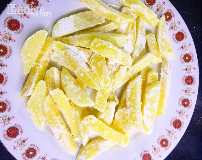 thit bo xao khoai tay che bien theo cach nay thi bao nhieu com cung het