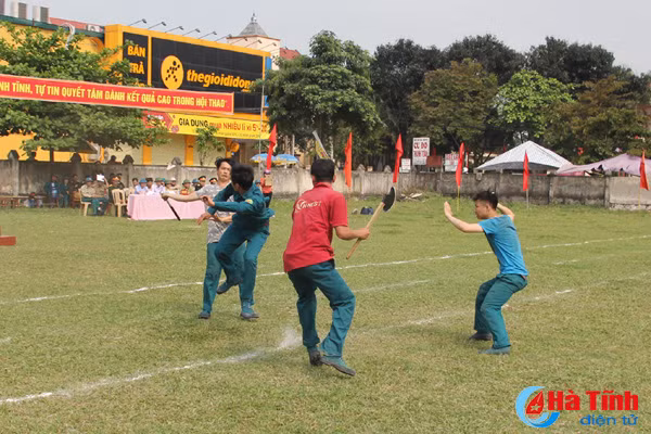 xem chien sy dqtv huyen duc tho ban sung danh vo