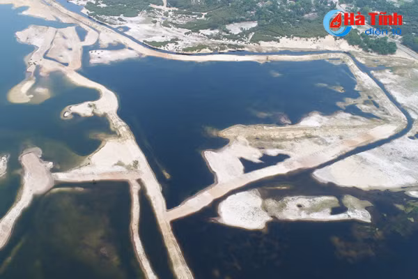 flycam canh hoang tan vung mo sat thach khe ha tinh