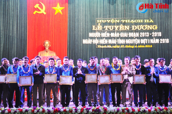 thach ha tuyen duong 38 thanh nien hien mau tinh nguyen tieu bieu